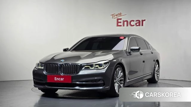 BMW 7 Series (G11) 2018 Серый из Кореи