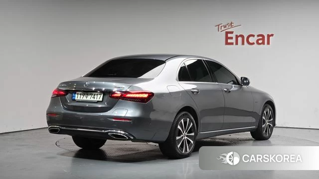 Mercedes-Benz E-Class W213 2020 Серый из Кореи