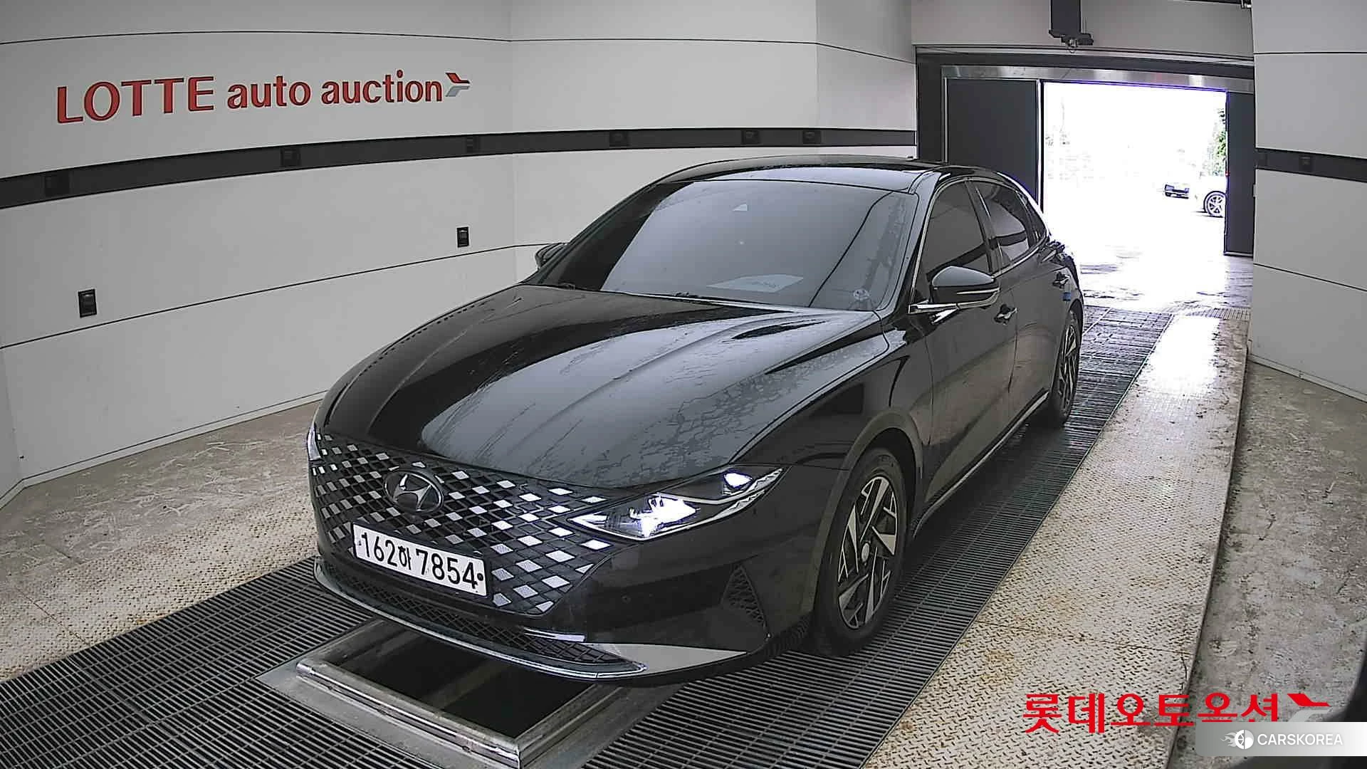 Hyundai Grandeur Hybrid 2021 Midnight Black из Кореи