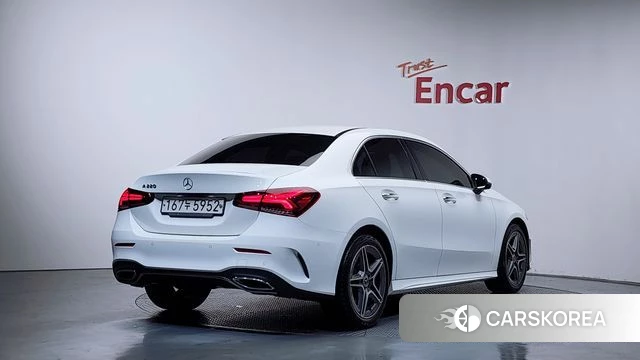 Mercedes-Benz A-Class W177 2020 Белый из Кореи