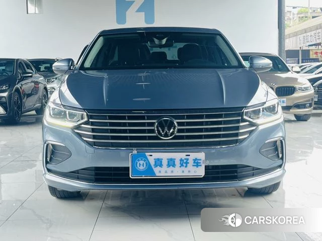 Volkswagen Lavida 2024 Синий из Китая