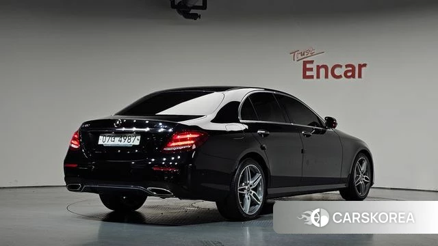 Mercedes-Benz E-Class W213 2018 Черный из Кореи