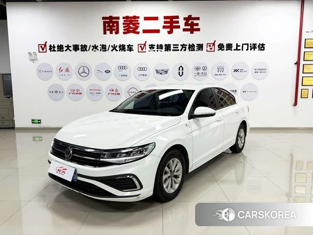 Volkswagen Bora 2024 Белый из Китая