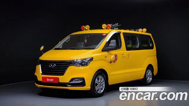 Hyundai The New Grand Starex 2018 Желтый из Кореи