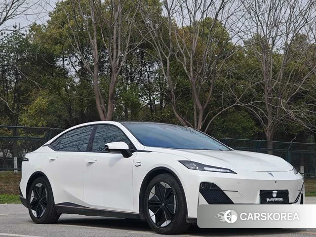 Dark blue car Dark blue SL03 2023 Белый из Китая