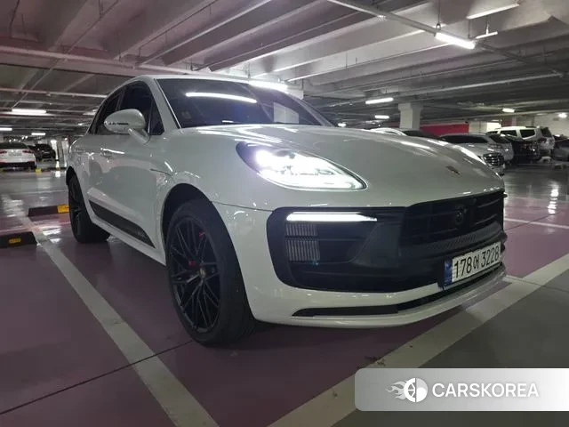 Porsche Macan 2023 Белый из Кореи