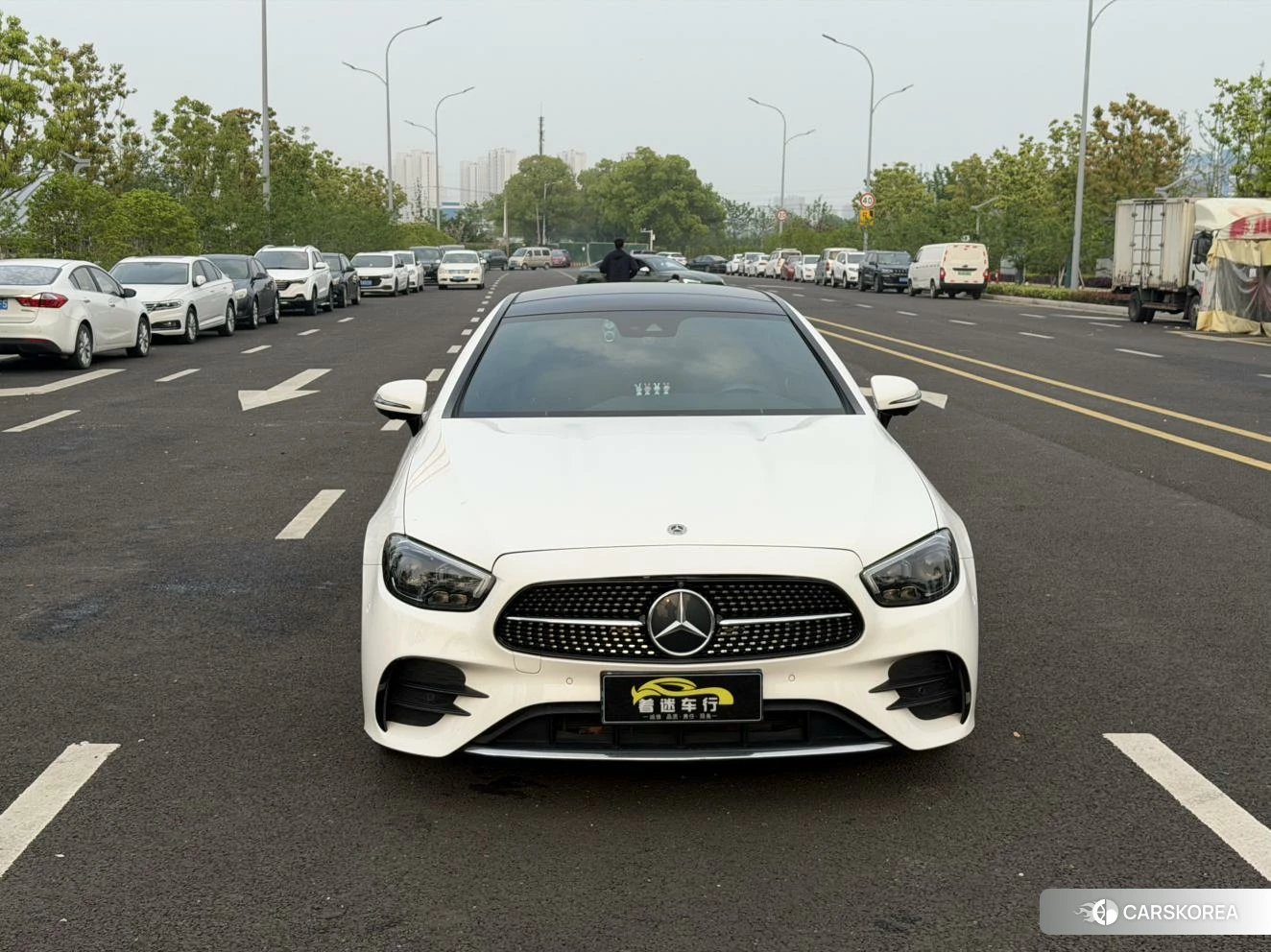 Mercedes-Benz E-class (imported) 2020 Белый из Китая