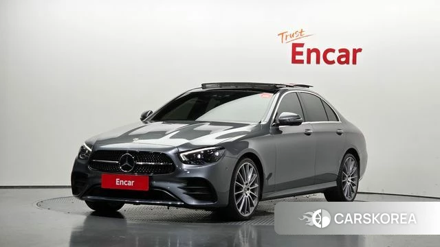 Mercedes-Benz E-Class W213 2022 Серый из Кореи