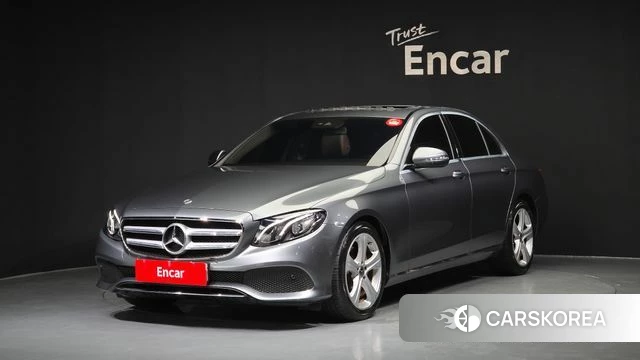Mercedes-Benz E-Class W213 2018 Серый из Кореи