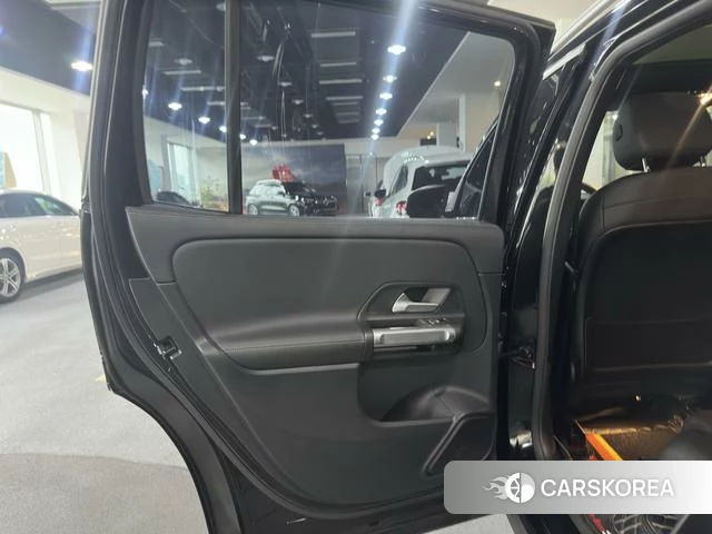 Mercedes-Benz GLB 2021 Черный из Китая
