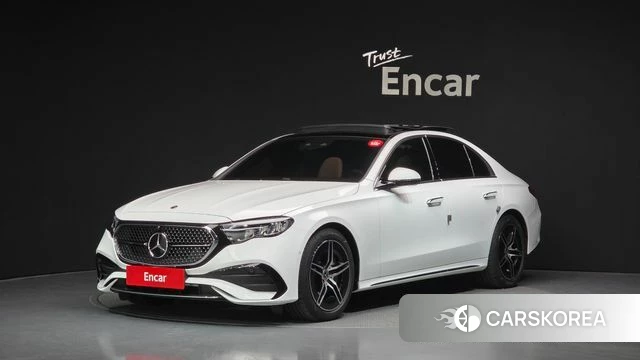 Mercedes-Benz E-Class W214 2026 Белый из Кореи