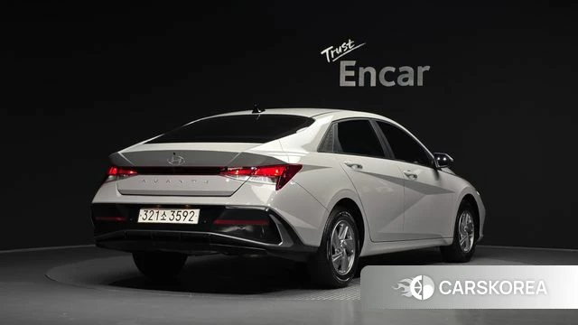 Hyundai The New Avante (CN7) 2023 Серый из Кореи