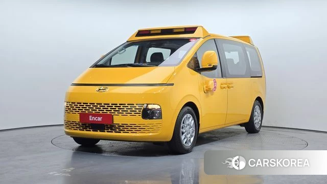 Hyundai Staria 2022 Желтый из Кореи