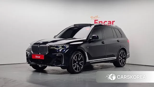 BMW X7 (G07) 2021 Черный из Кореи