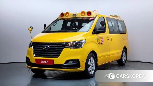 Hyundai The New Grand Starex 2018 Желтый из Кореи