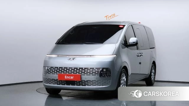 Hyundai Staria 2021 Серебряный из Кореи