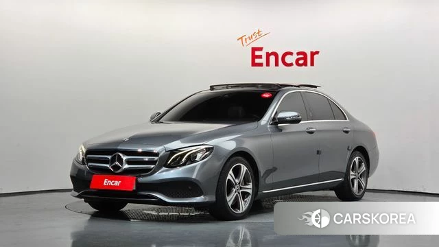 Mercedes-Benz E-Class W213 2018 Серый из Кореи