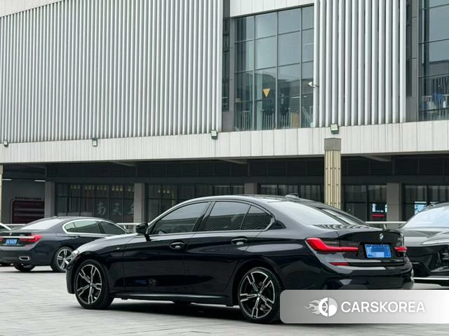 BMW 3 series 2021 Черный из Китая