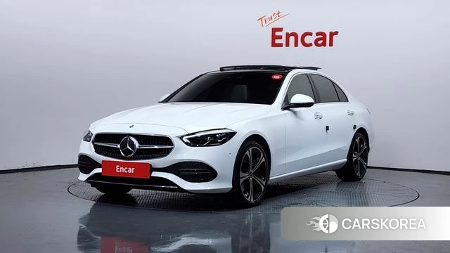 Mercedes-Benz C-Class W206 2023 Белый из Кореи