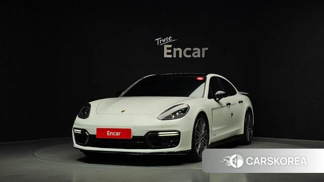 Porsche Panamera (971) 2019 Белый из Кореи