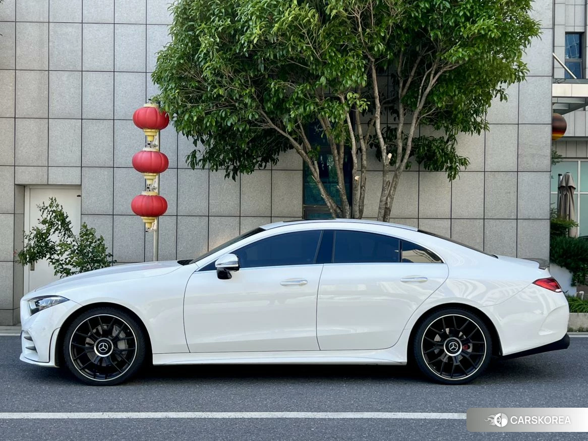 Mercedes-Benz CLS 2020 Белый из Китая