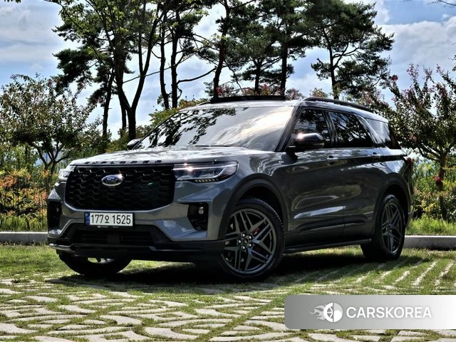 Ford Explorer 6th Generation 2025 Серый из Кореи