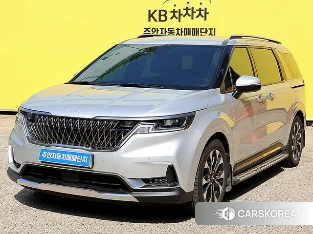 Kia Carnival 4th generation 2022 Серебряный из Кореи