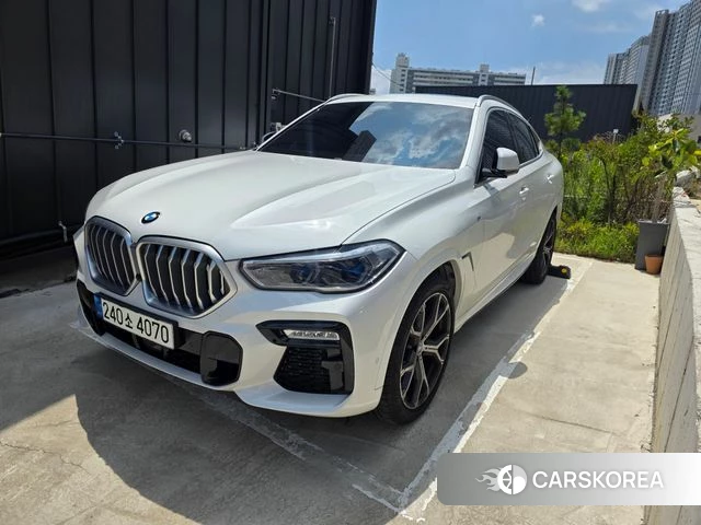 BMW X6 (G06) 2021 Белый из Кореи