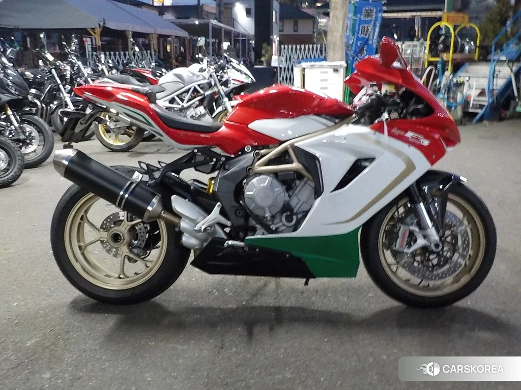 Проданный MV AGUSTA F3 800 AGO id 4163416 из Японии