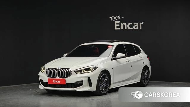 BMW 1 Series (F40) 2022 Белый из Кореи