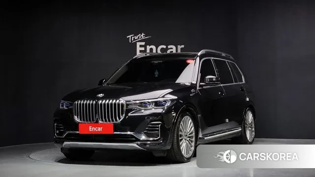 BMW X7 (G07) 2021 Черный из Кореи