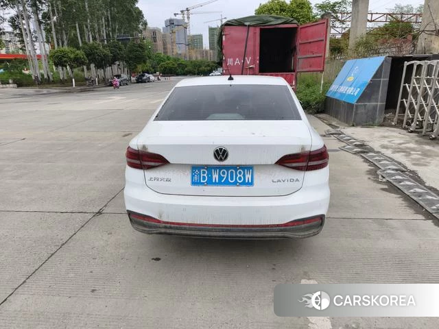 Volkswagen Lavida 2024 Белый из Китая