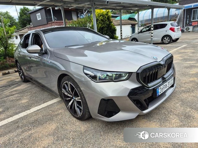 BMW 5 Series (G60) 2025 Серебряный из Кореи