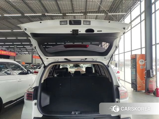 Kia Smart running 2021 Белый из Китая