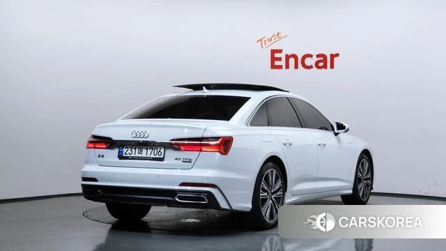 Audi A6 (C8) 2023 Белый из Кореи