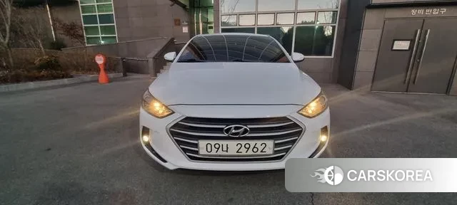 Hyundai Avante AD 2018 Белый из Кореи