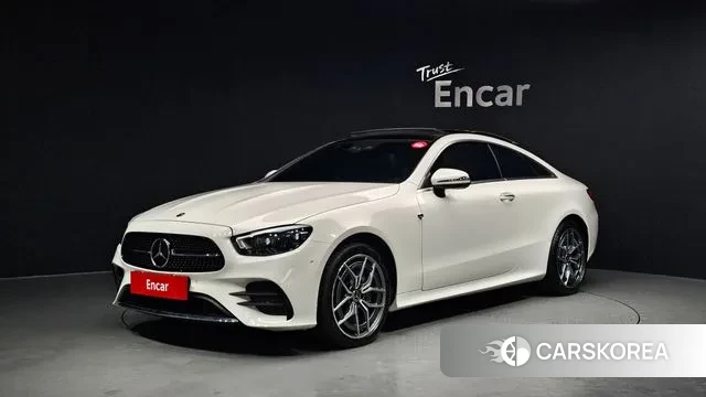 Mercedes-Benz E-Class W213 2022 Белый из Кореи