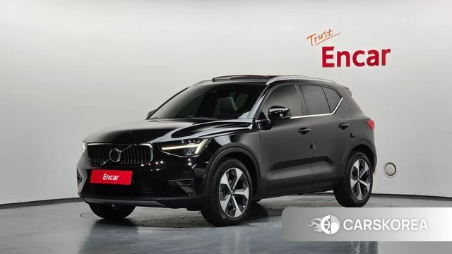 Volvo XC40 2023 Черный из Кореи