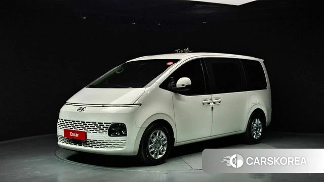 Hyundai Staria 2022 Белый из Кореи