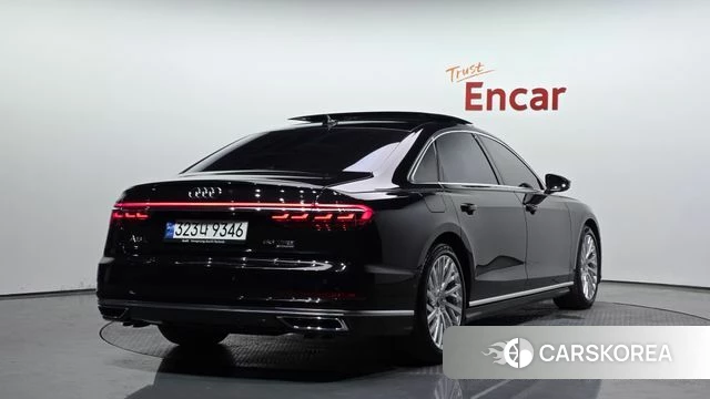 Audi A8 (D5) 2021 Черный из Кореи