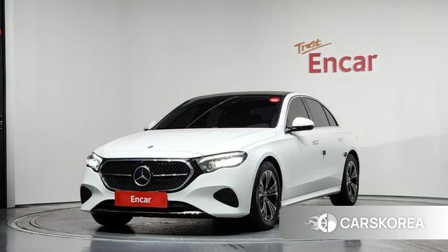 Mercedes-Benz E-Class W214 2025 Белый из Кореи