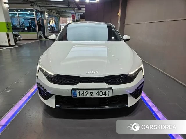 Kia The New K5 3rd generation 2024 Белый из Кореи