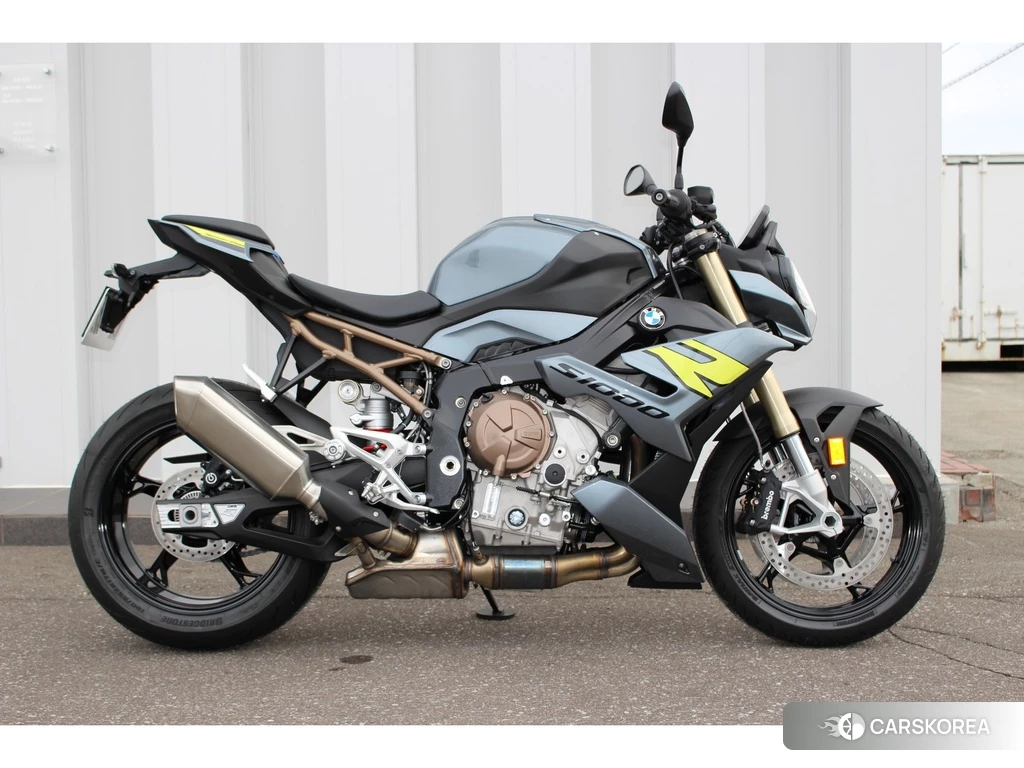 Проданный OTHER BMW S1000R PREMIUM LINE 2023 из Японии
