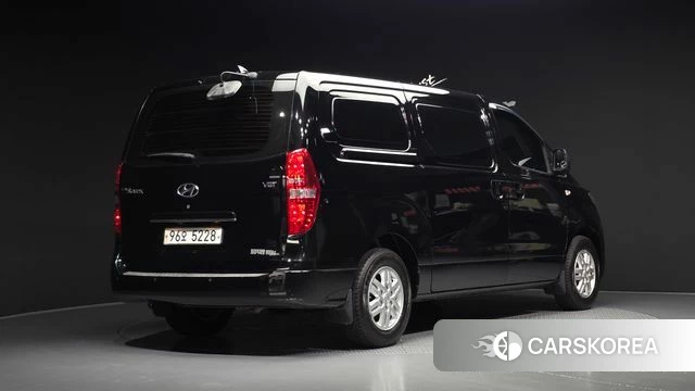 Hyundai The New Grand Starex 2018 Черный из Кореи