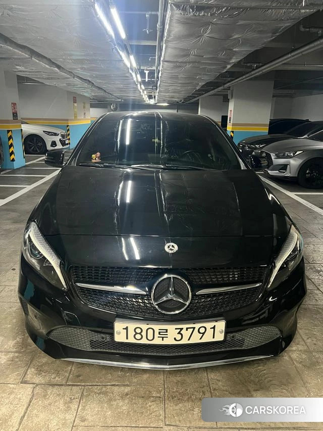 Mercedes-Benz A-Class W176 2018 Черный из Кореи
