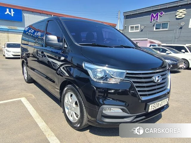 Hyundai The New Grand Starex 2018 Черный из Кореи