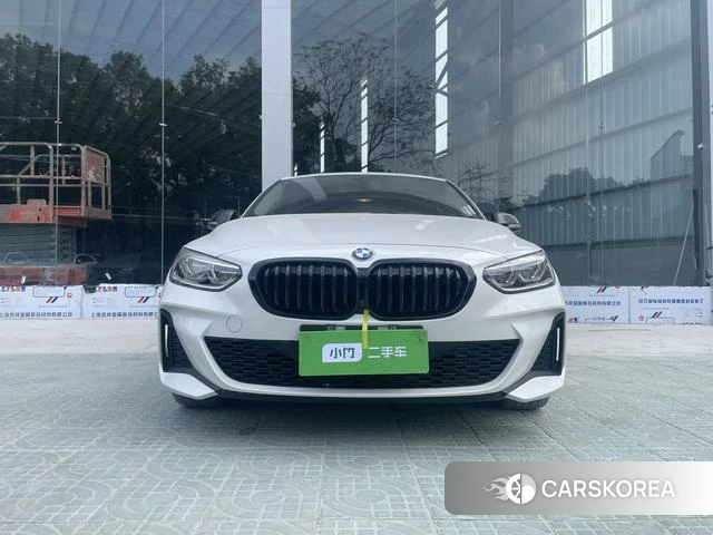 BMW 1 series 2023 Белый из Китая