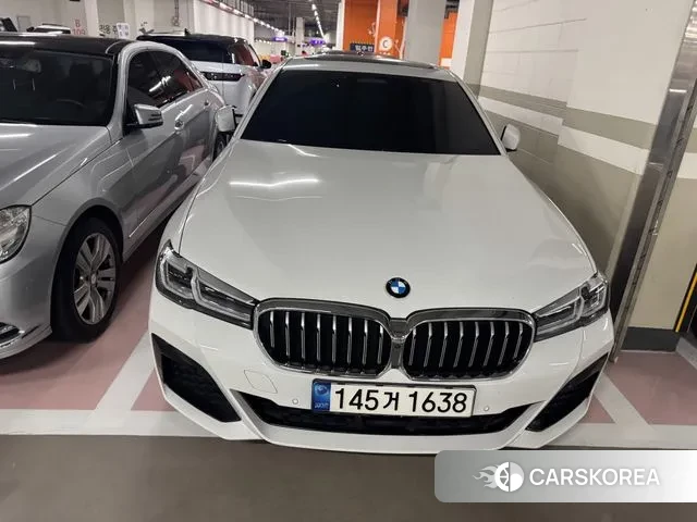 BMW 5 Series (G30) 2021 Белый из Кореи