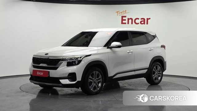 Kia Seltos 2020 Белый из Кореи