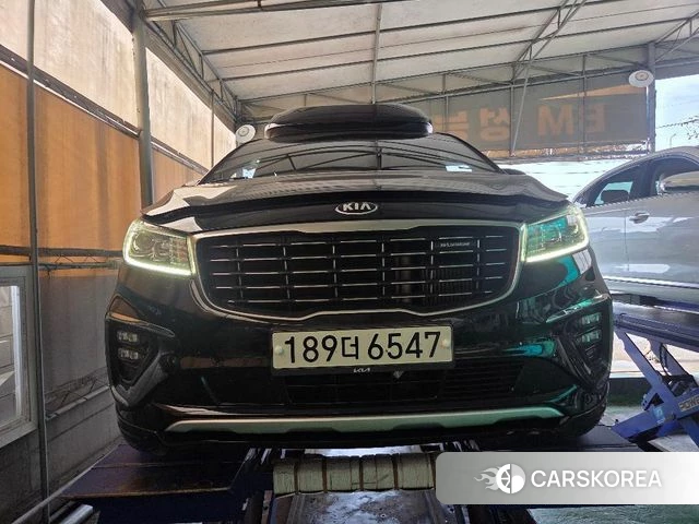Kia The New Carnival 2018 Черный из Кореи